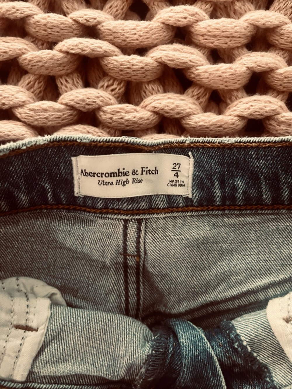 Abercrombie & Fitch Distressed Light Blue Denim Jean Shorts - Picture 3 of 3